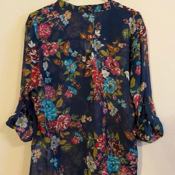 Kut from the Kloth Navy Flower Print blouse (PL) - Picture 2 of 9